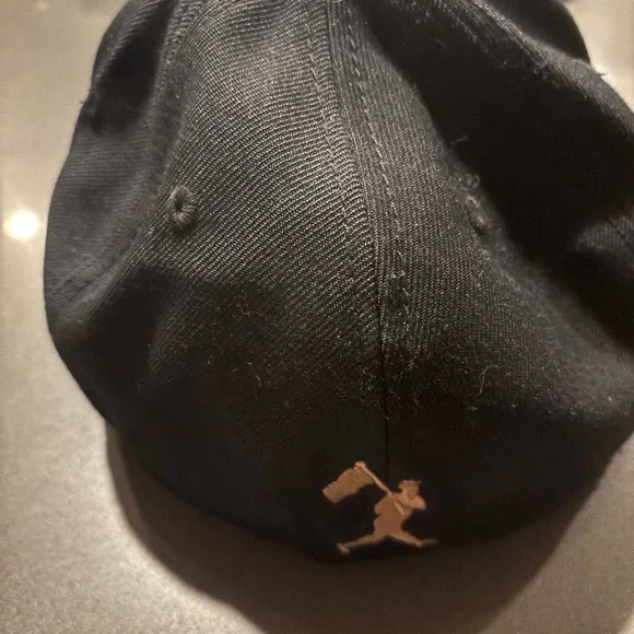 BaseBallism Black drooling Dog Embroidered Cap fitted 7 3/8 never worn - Picture 7 of 10